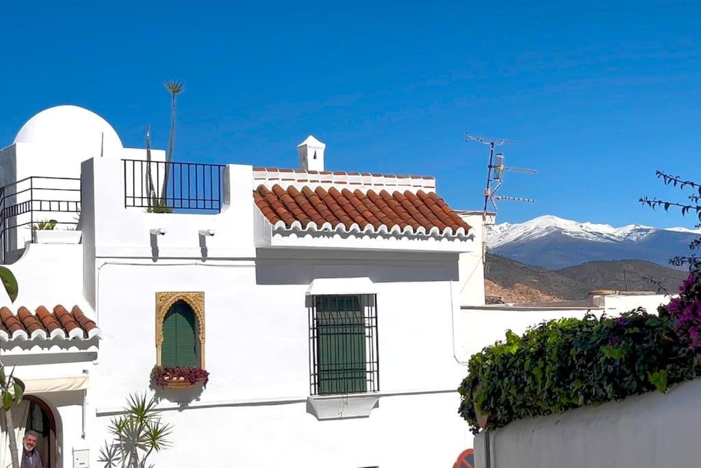 Encantadora Casa Andaluza Salobrena Luaran gambar